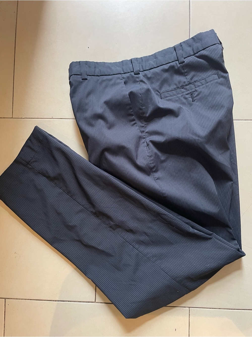 Nike golf dri-fit Men's Dark Navy Pinstripe Dress Pants 34x34